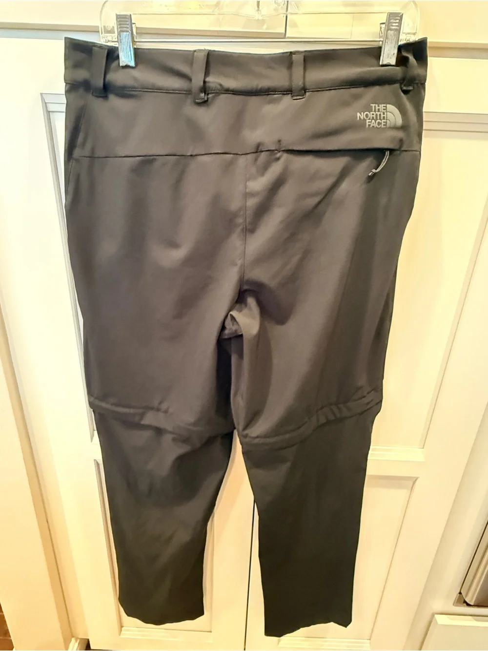 The North Face Men’s 32x32 Convertible Zip Off Hiking Pants Black